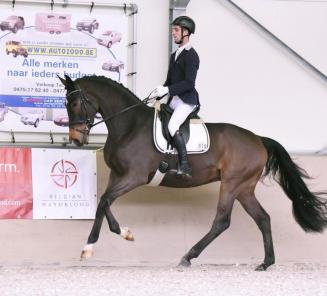 Isabeau de Laubry wint na GP Bonheiden nu ook GP Kronenberg Isabeau de Laubry wint na GP Bonheiden nu ook GP Kronenberg