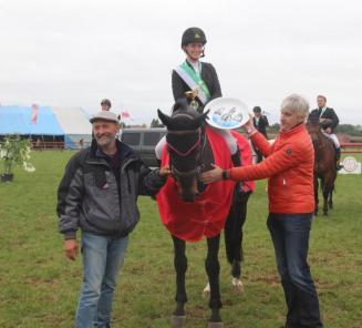 BWPers Kometh Von Der Weretherbach & Don Saros van t Gestelhof Nationale Kampioenen LRV BWPers Kometh Von Der Weretherbach & Don Saros van t Gestelhof Nationale Kampioenen LRV